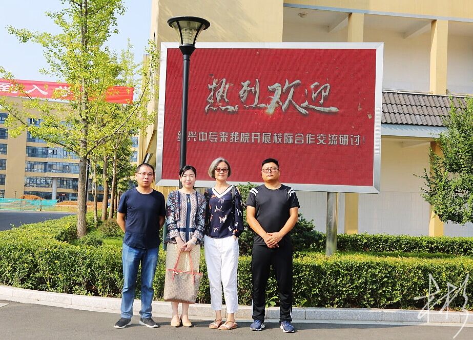 18c73377a5dd44e48d98fc9f2362ef3f.jpg 18c73377a5dd44e48d98fc9f2362ef3f.jpg