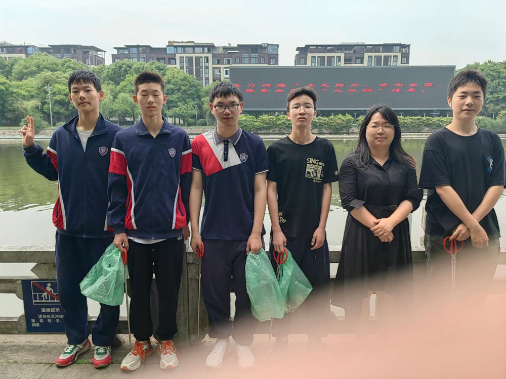 9b24a515b12749c8b056a65a355f1822.png 9b24a515b12749c8b056a65a355f1822.png